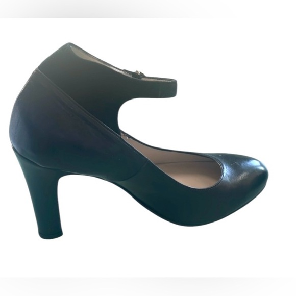 Taryn Rose Italian designer leather heels Ankle strap Black Euro size 37.5 US 7 - Picture 2 of 12